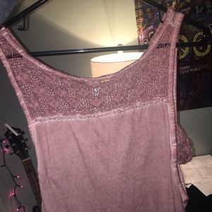 pink tank top never worn.